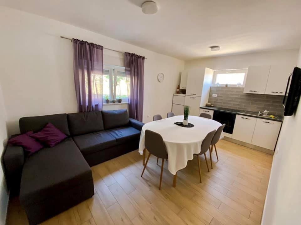 Apartments Sandra, Duboka 22, Duboka, Klek Экстерьер фото