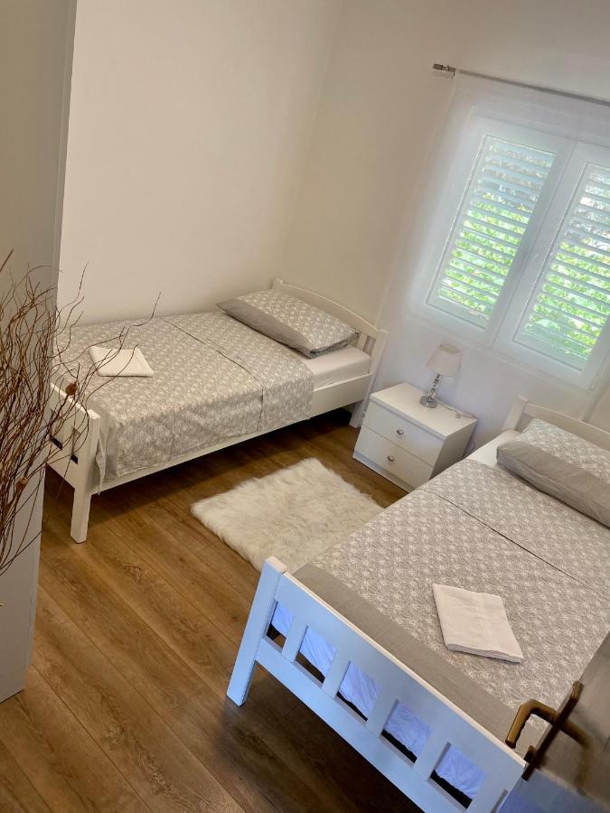 Apartments Sandra, Duboka 22, Duboka, Klek Экстерьер фото
