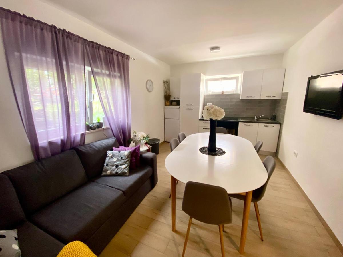 Apartments Sandra, Duboka 22, Duboka, Klek Экстерьер фото