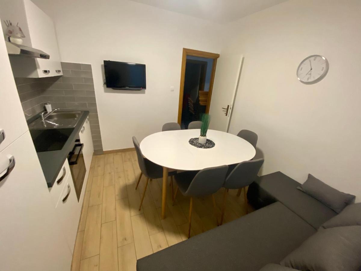 Apartments Sandra, Duboka 22, Duboka, Klek Экстерьер фото